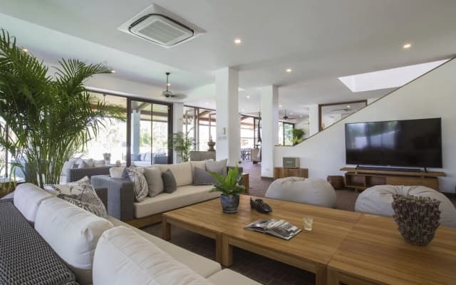 Lemongrass Pool Villa