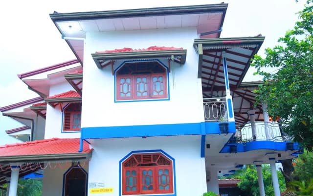 Senaro Holiday Resort