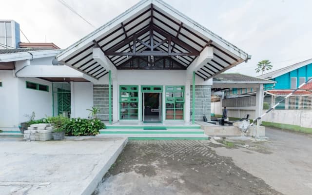 RedDoorz @ Jalan R.E. Martadinata Sukabumi