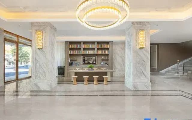 Vienna International Hotel