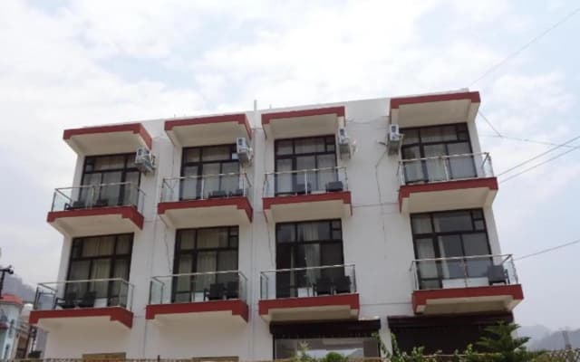 Hotel Tapovan Cottage