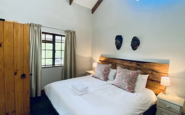 Bella Manga Country Escape