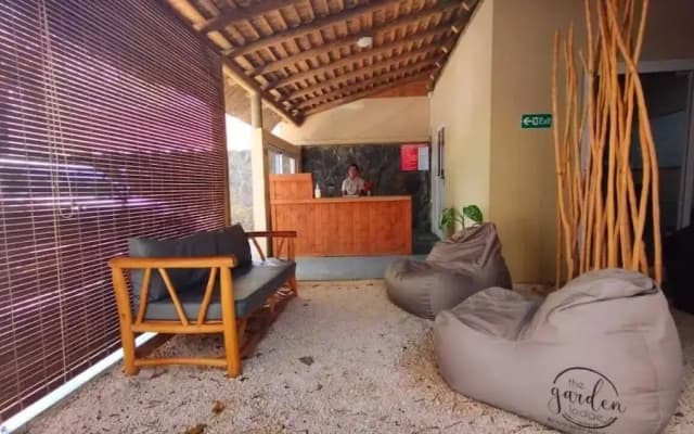 The Garden Lodge Pereybere - Piscine