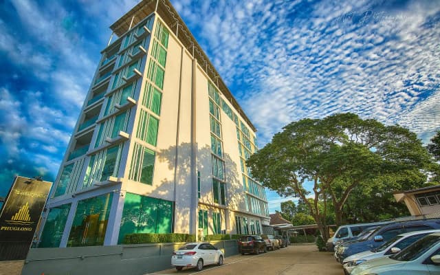 Phuglong Hotel