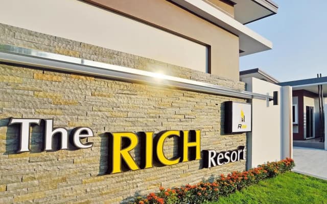 The Rich Resort