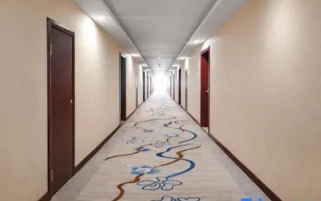 Li Ya Hotel