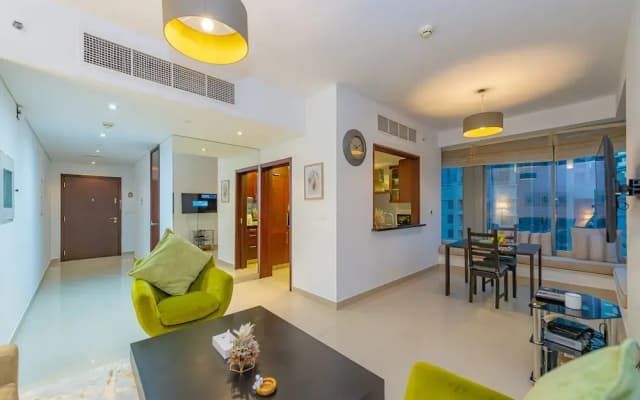 Marco Polo - 2 BR with Burj Khalifa View - 5 min to Dubai Mall