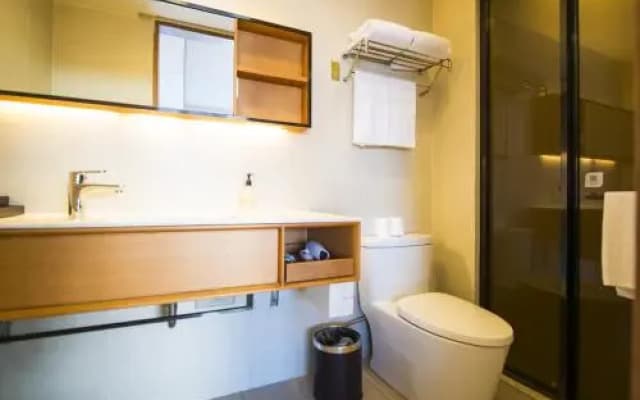Ji Hotel (Kunming Dianchi Road)