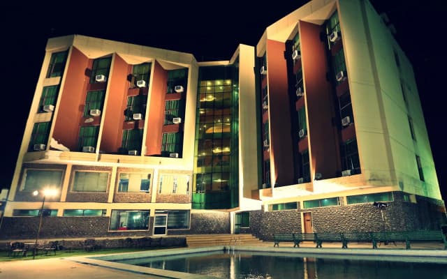Hotel Devi Grand