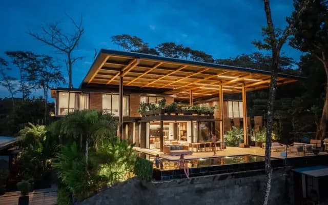 w Amazing 6BR Villa w Swimming Pool in Costa Rica