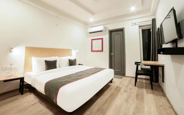 OYO Townhouse 203, Sector 57