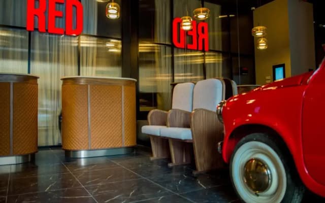 Отель Radisson RED Belgrade