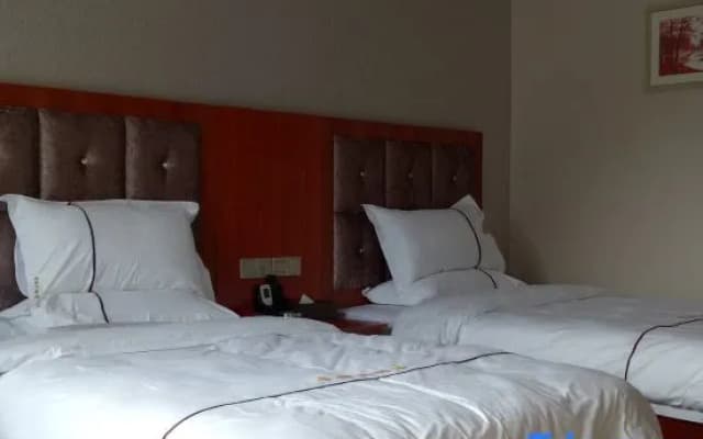 Yuehai Hotel