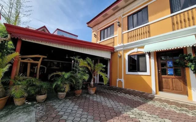 Mojica Residencia Hotel
