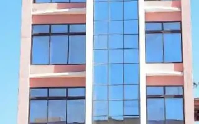 La Beila Hotel Meru