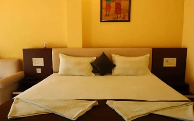 Golden View Resort & Restaurant