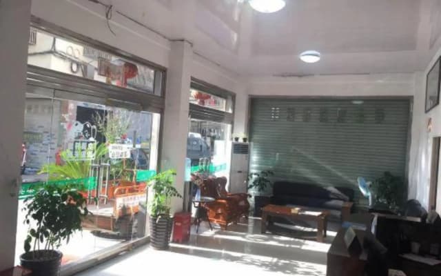 Huatai Hotel (Yueqing Liuqing North Road store)