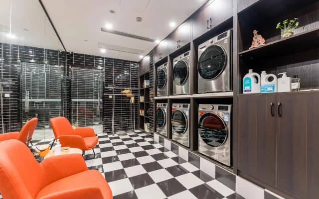 Atour Hotel Shaoxing Jinghu City Government