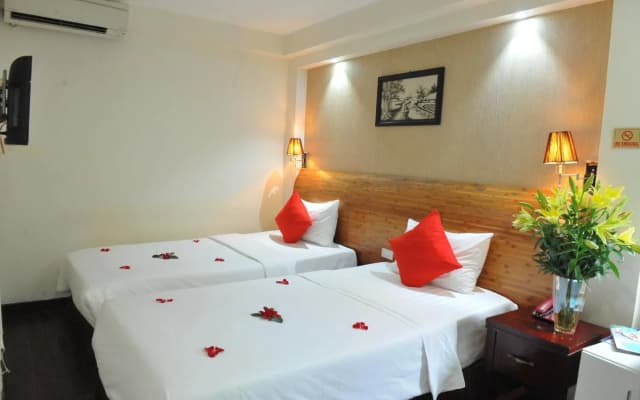 B & B Hanoi Hotel & Travel