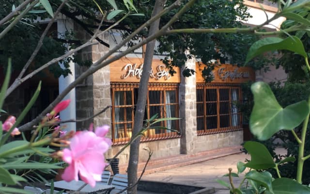 Los Espinillos Hotel & Spa