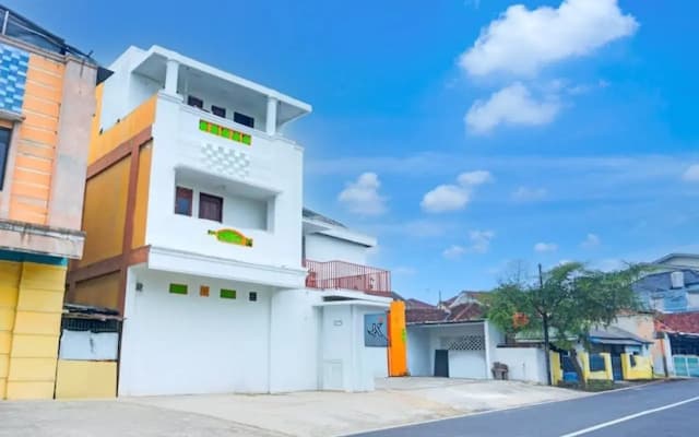 Hotel O Teluk Betung Near Water Park Lembah Hijau Formerly Kanajiwa Guesthouse 2