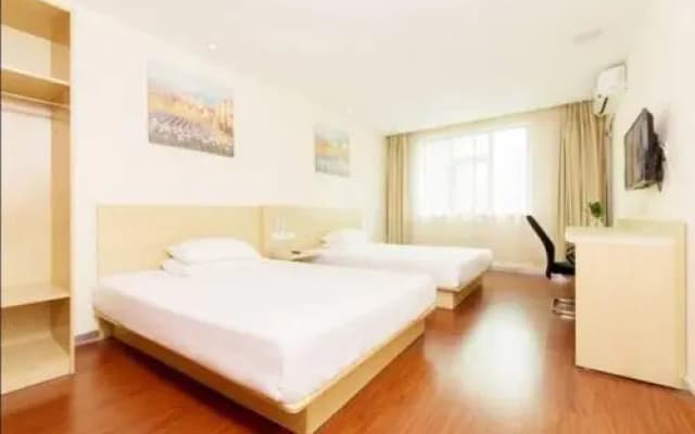 Hanting Express Lijiang Ancient City Fuxing Road