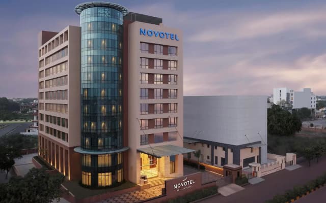Novotel Lucknow Gomti Nagar Hotel