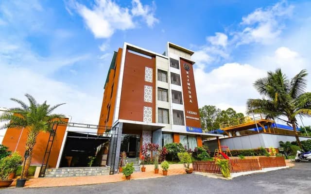 Fabhotel Prime Rajmudra