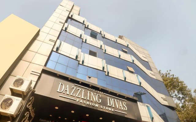 Hotel Dolphin by OYO Rooms
