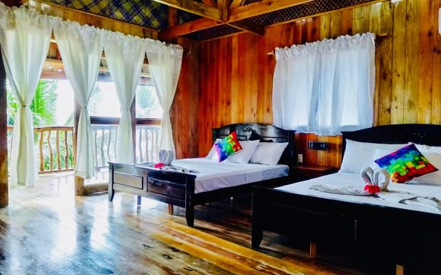White Beach Front and Cottages Hinugtan Resort in Buruanga