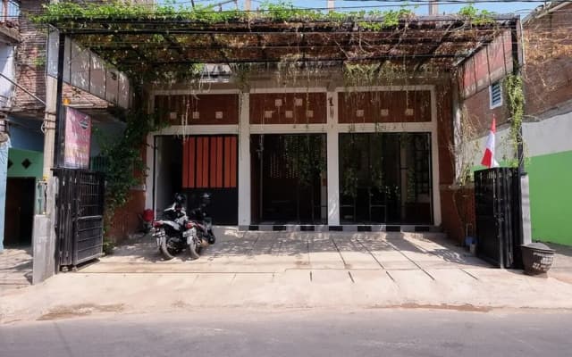 Mie Lombok by RedDoorz