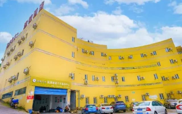 7 Days Holiday Hotel (Guiyang Gaicha Avenue Zhongshan Middle Road)