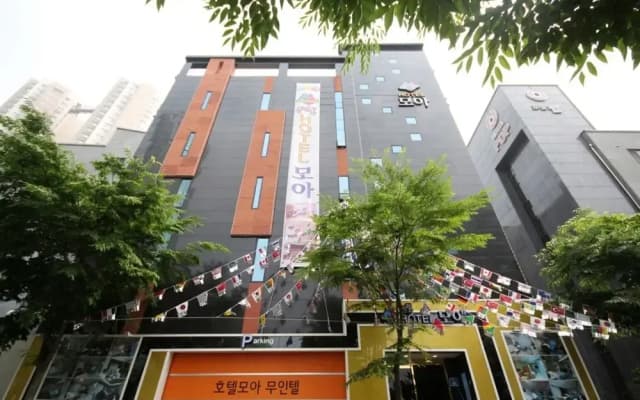 Jeonju Sinsigaji Hotel Moa