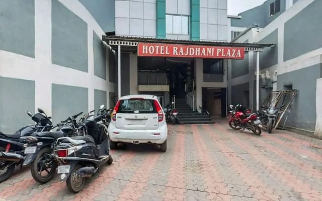 Hotel Rajdhani Plaza