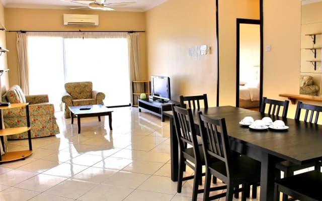 Marina Court Resort Condo