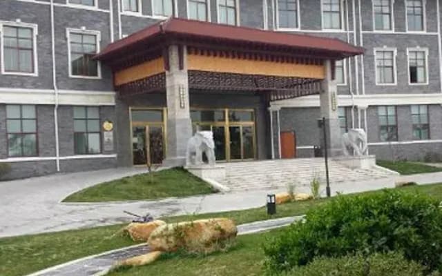 Donghai Forest Hot Spring Resort