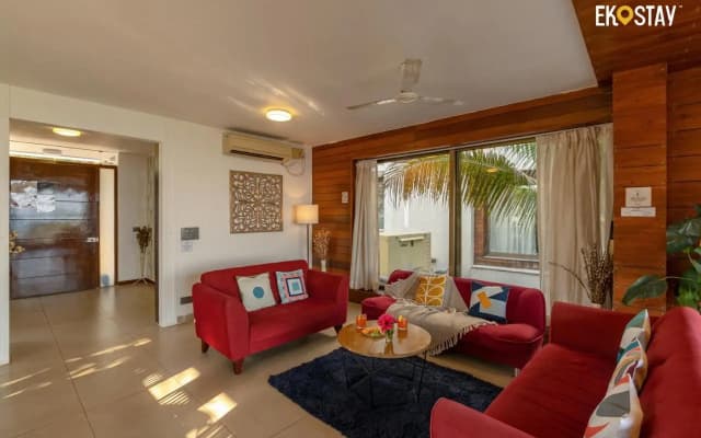 EKO STAY Gold- Salt Water Villa