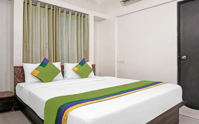 Treebo Diamond Residency - DDPK Inn