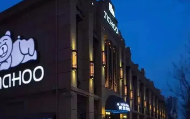 Mahoo's Holiday Inn