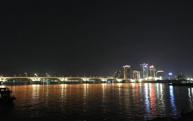 Zhenghao Business Hotel