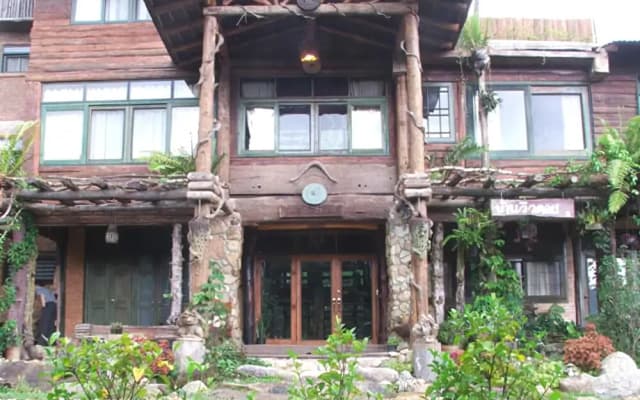Tharnthong Lodges