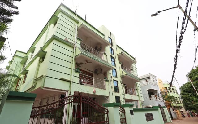 OYO 4110 Miskys Guest House