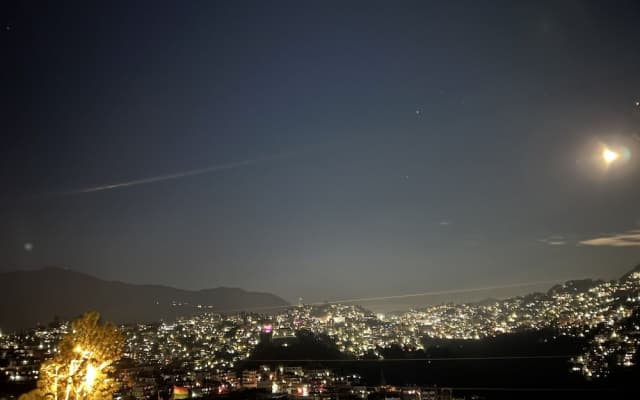 House of lights - Solan
