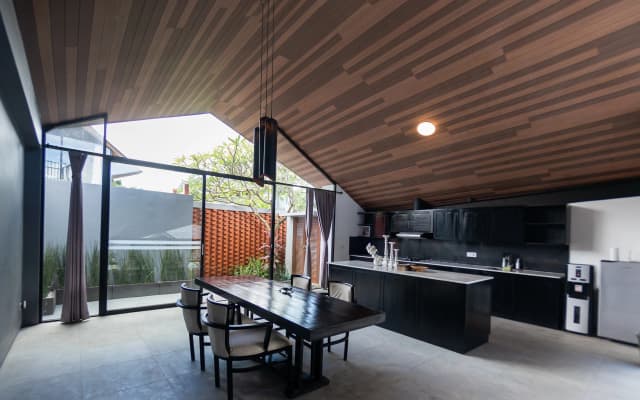 Lealands Villa By Zuzu