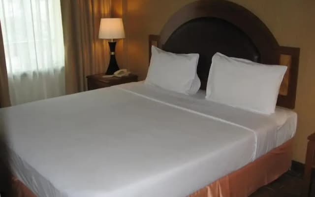 P.S. Hotel -SHA Plus