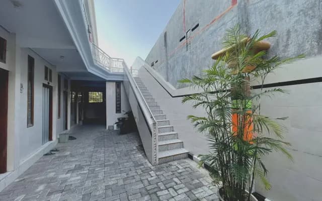 Hotel O Karman's Sari Homestay Syariah