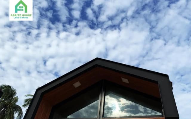 Tiny House on Koh Lanta Only 2 Mins Walk to the Beach