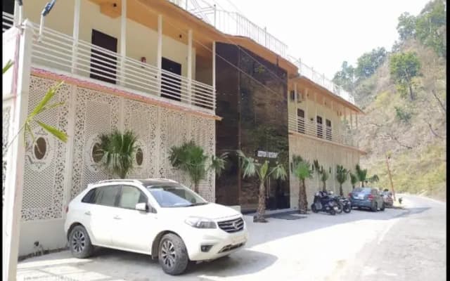 7 hills hotel and resort