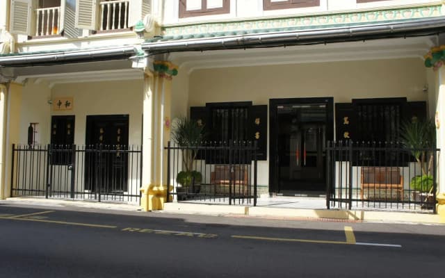 Heeren Palm Suites