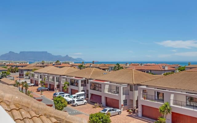 35 Island View by HostAgents